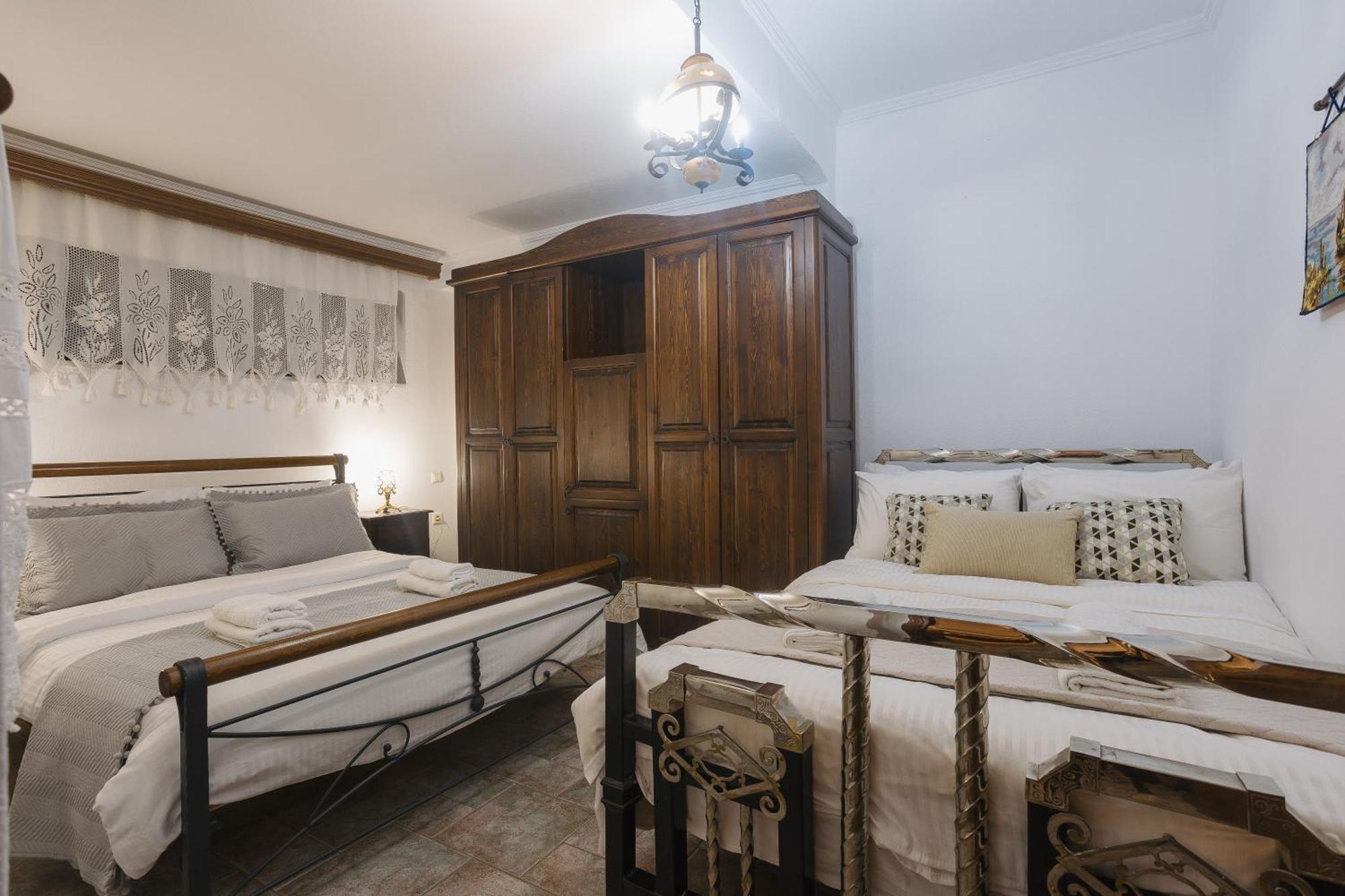Billiard Home In Trikala Buitenkant foto